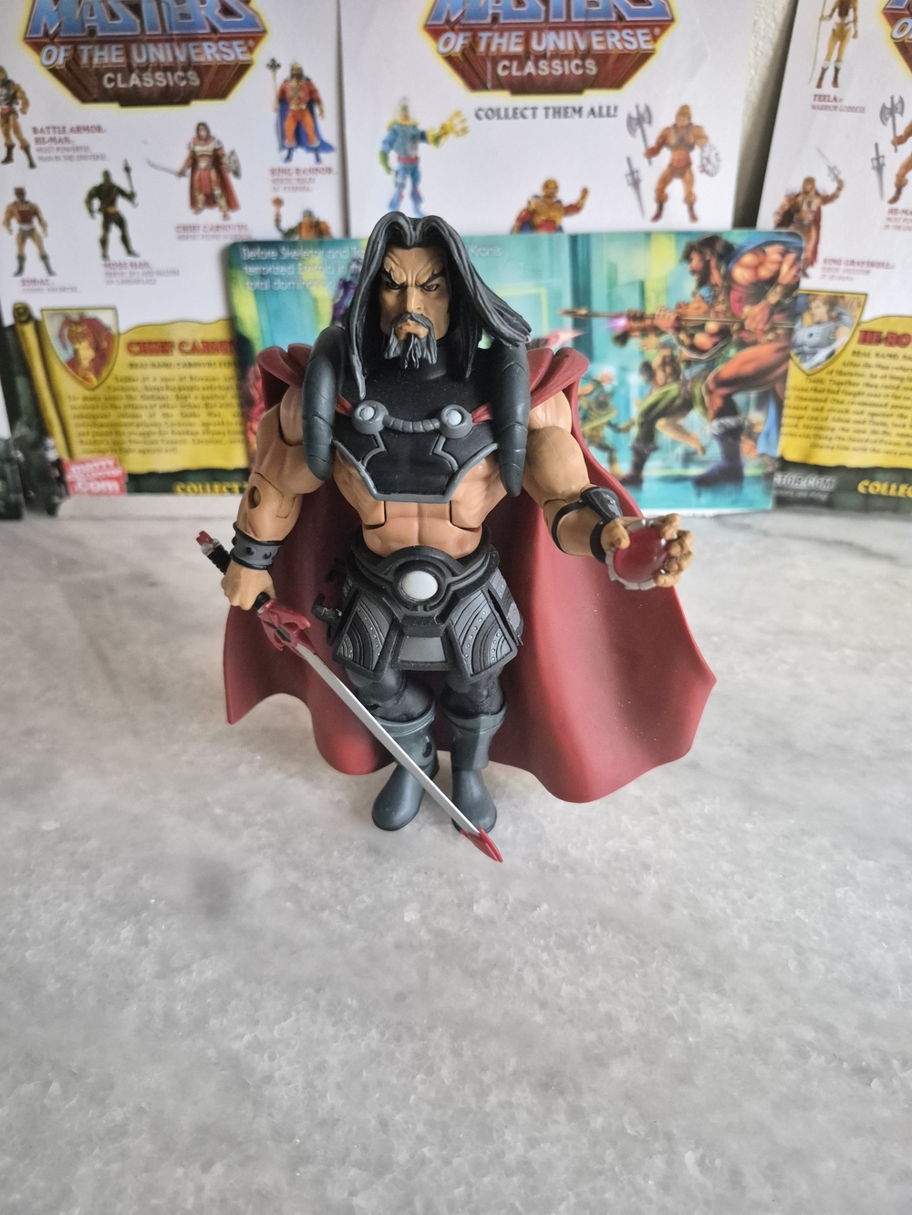 MATTEL Masters of the Universe Classics COUNT MARZO 100% COMPLETE PRE-OWNED